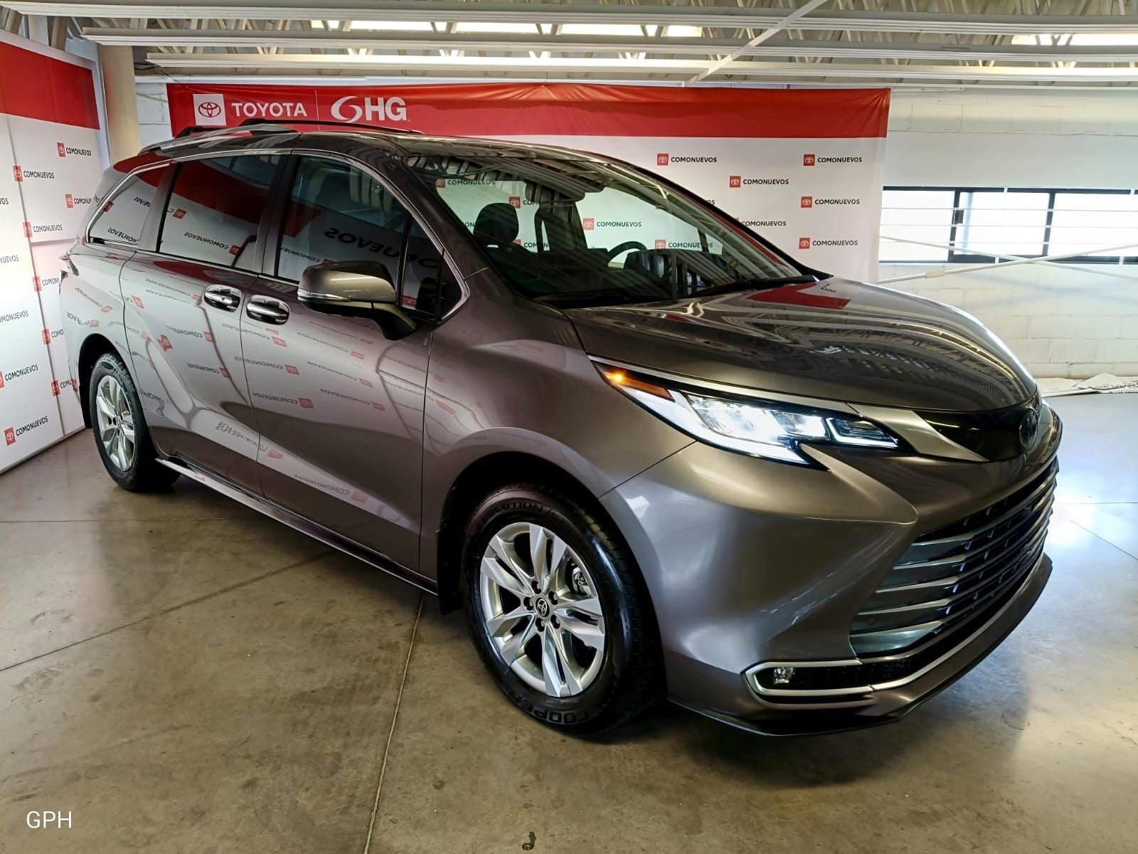 2022 Toyota Sienna 2.5 Limited Hibrido At
