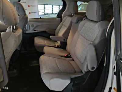 2022 Toyota Sienna 2.5 Le Hev At
