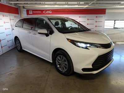2022 Toyota Sienna 2.5 Le Hev At