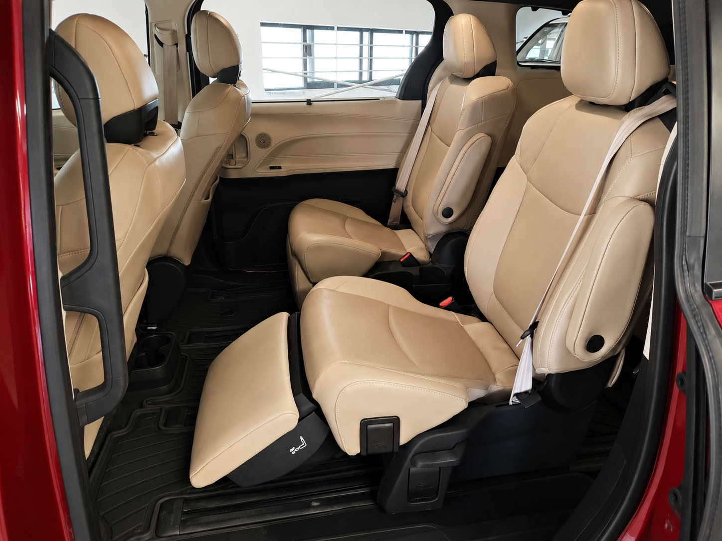2021 Toyota Sienna 2.5 Limited Hibrido At
