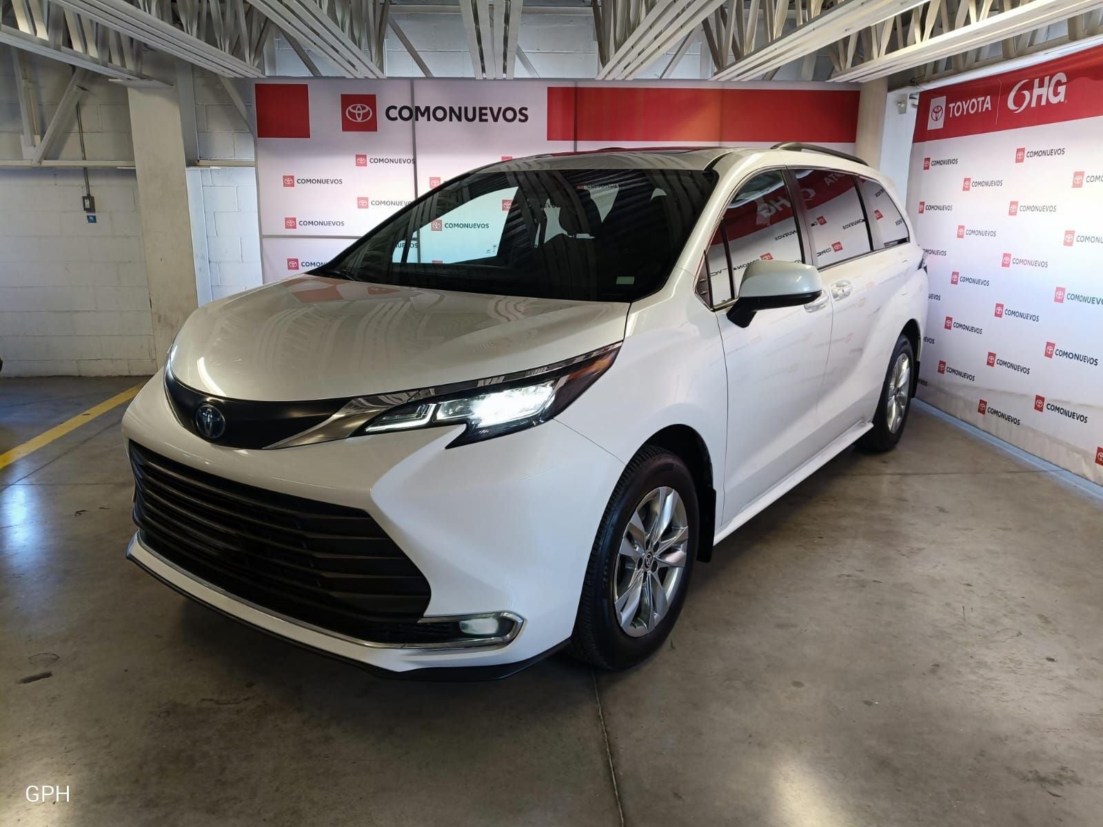 2022 Toyota Sienna 2.5 Xle Piel Hibrido At