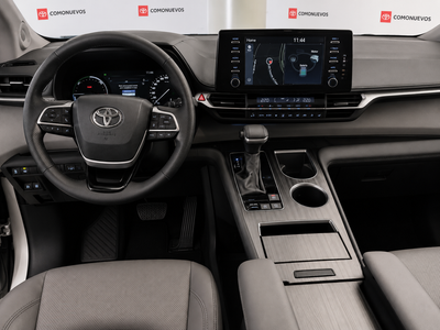 2023 Toyota Sienna 2.5 Limited Hibrido At