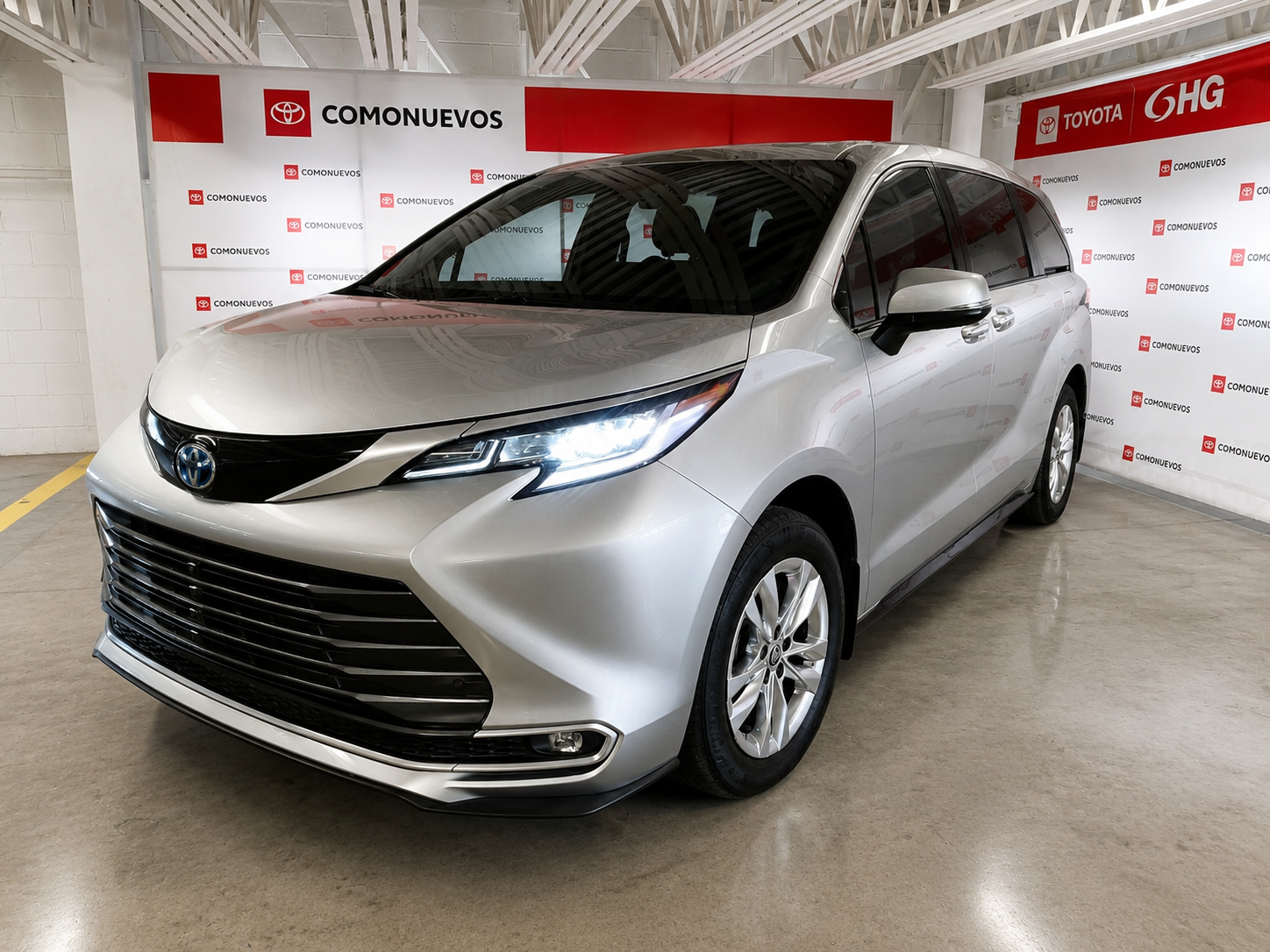 2023 Toyota Sienna 2.5 Limited Hibrido At