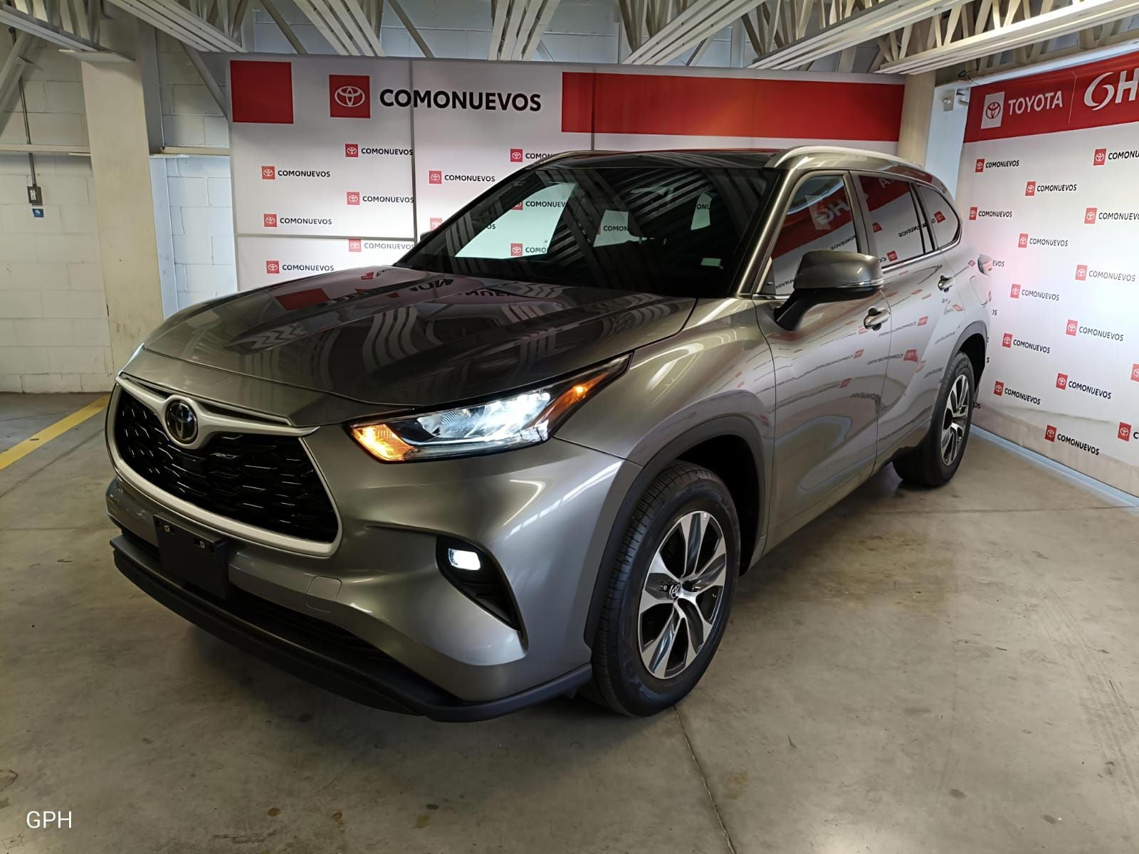 2026 Toyota Highlander 2.5 Xle Hev At