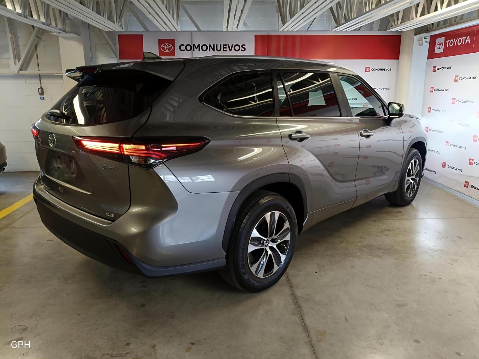 2026 Toyota Highlander 2.5 Xle Hev At