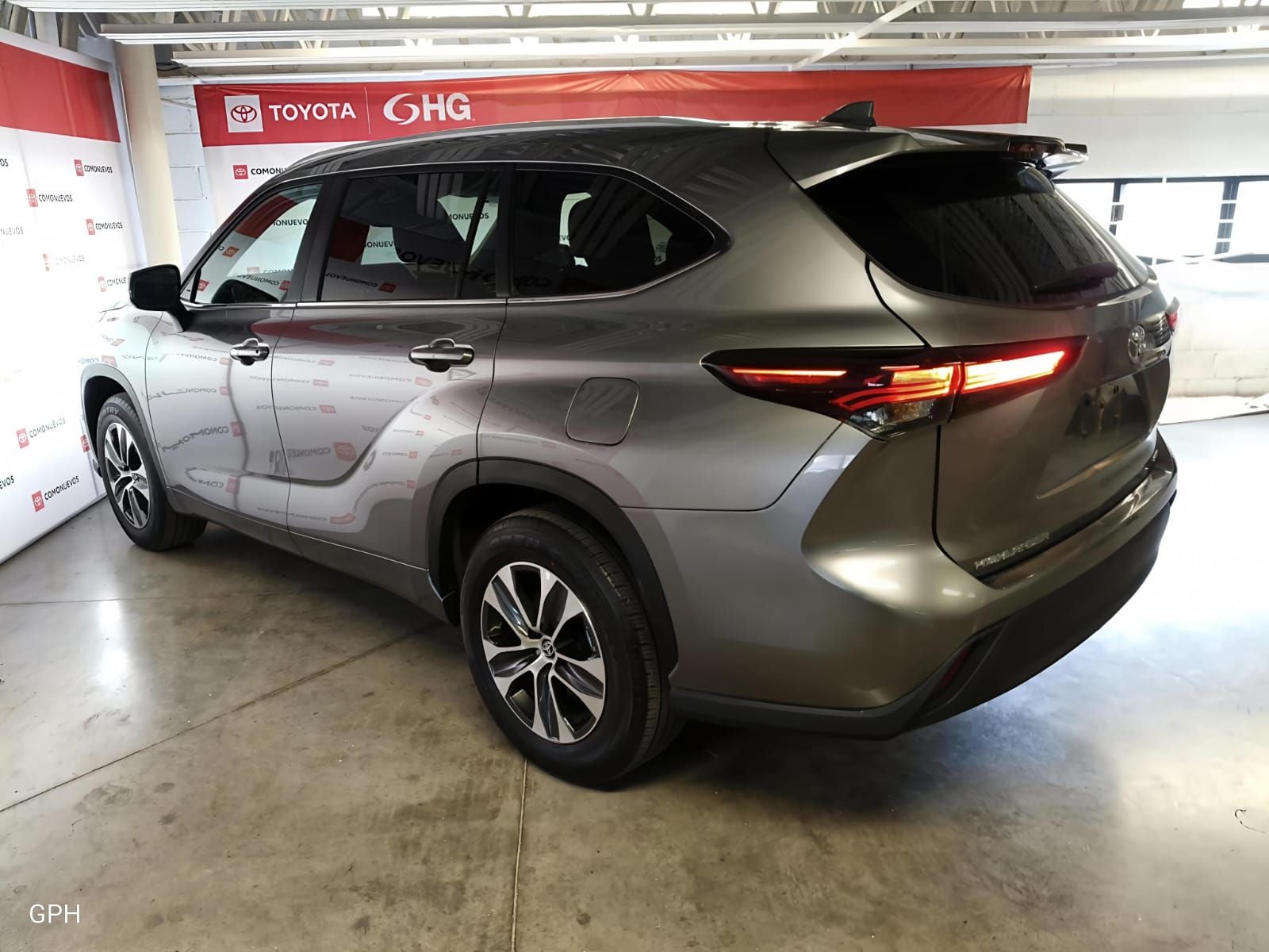 2026 Toyota Highlander 2.5 Xle Hev At