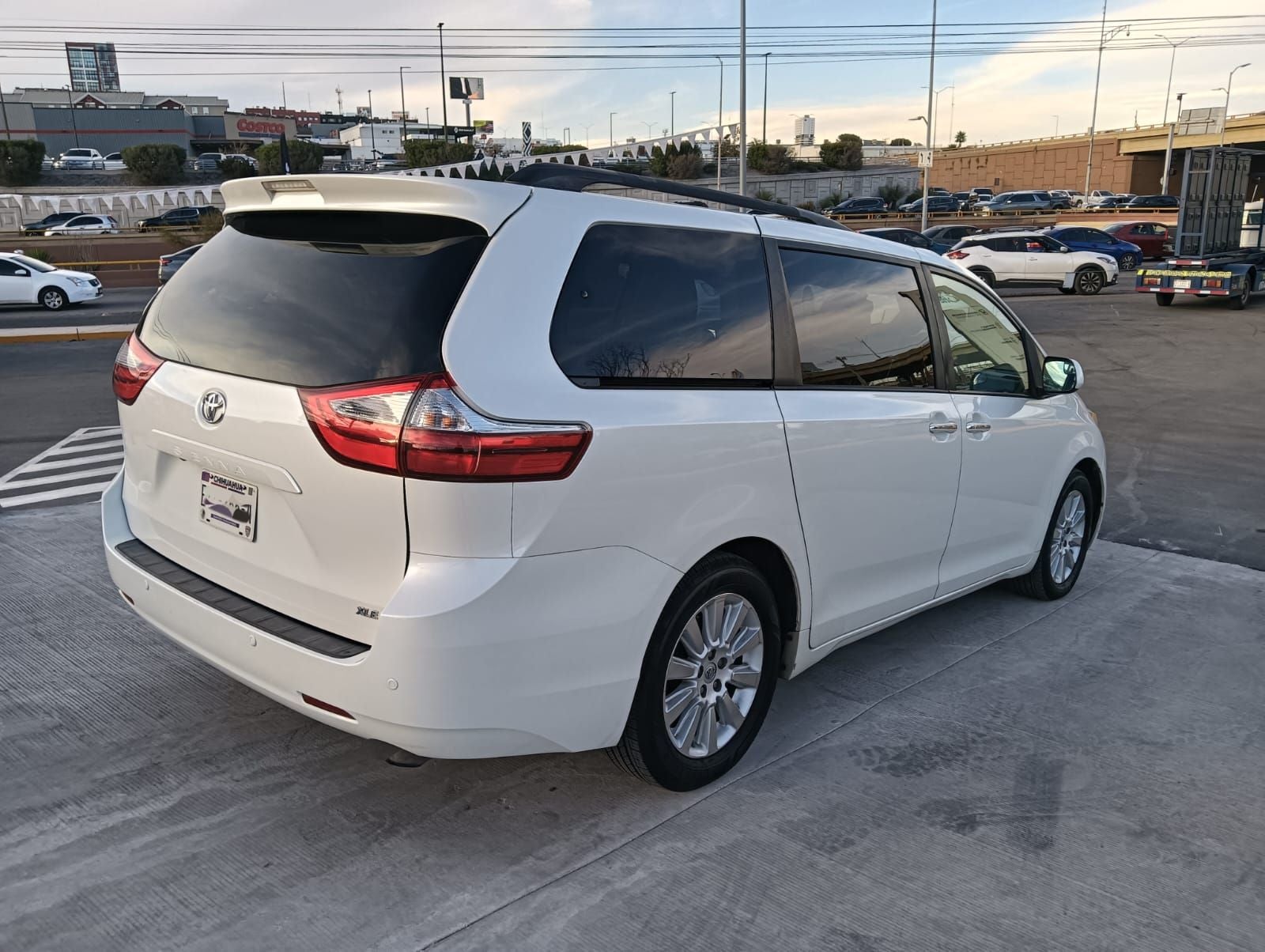 2016 Toyota Sienna 3.5 Xle Piel At