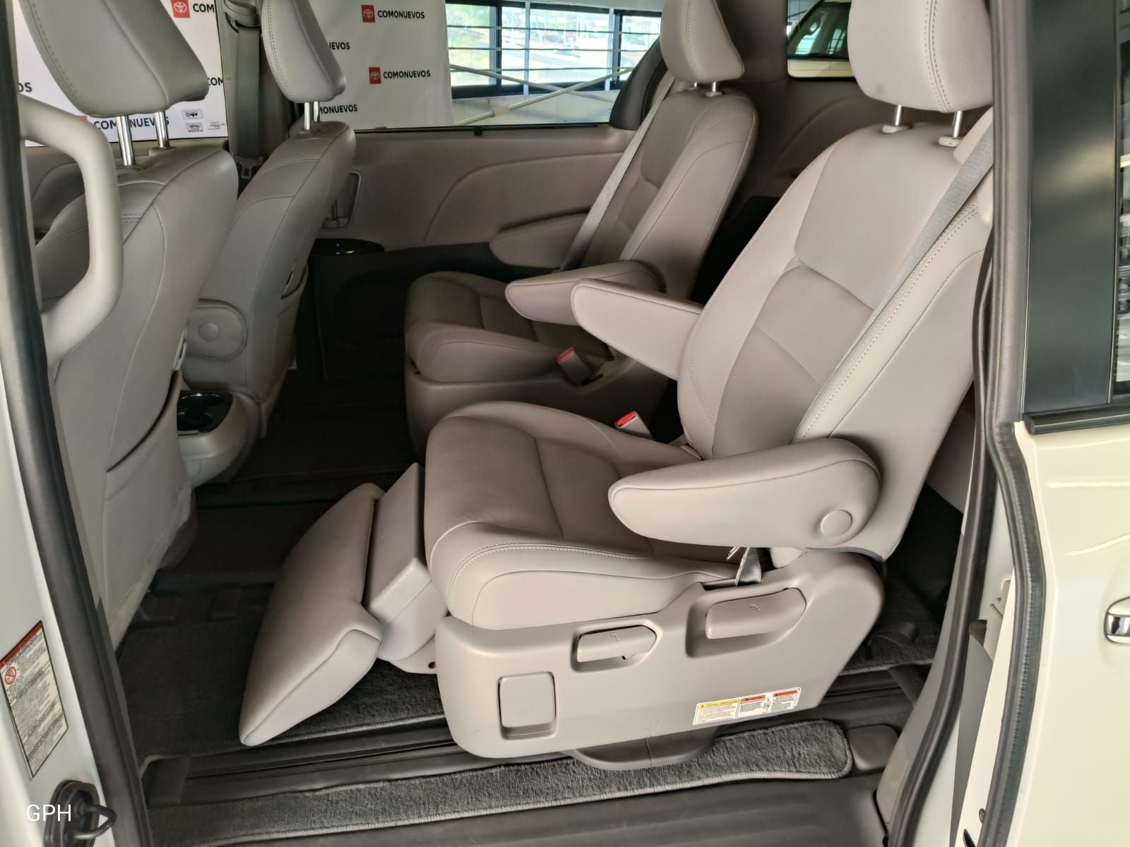 2020 Toyota Sienna 3.5 Xle Piel At