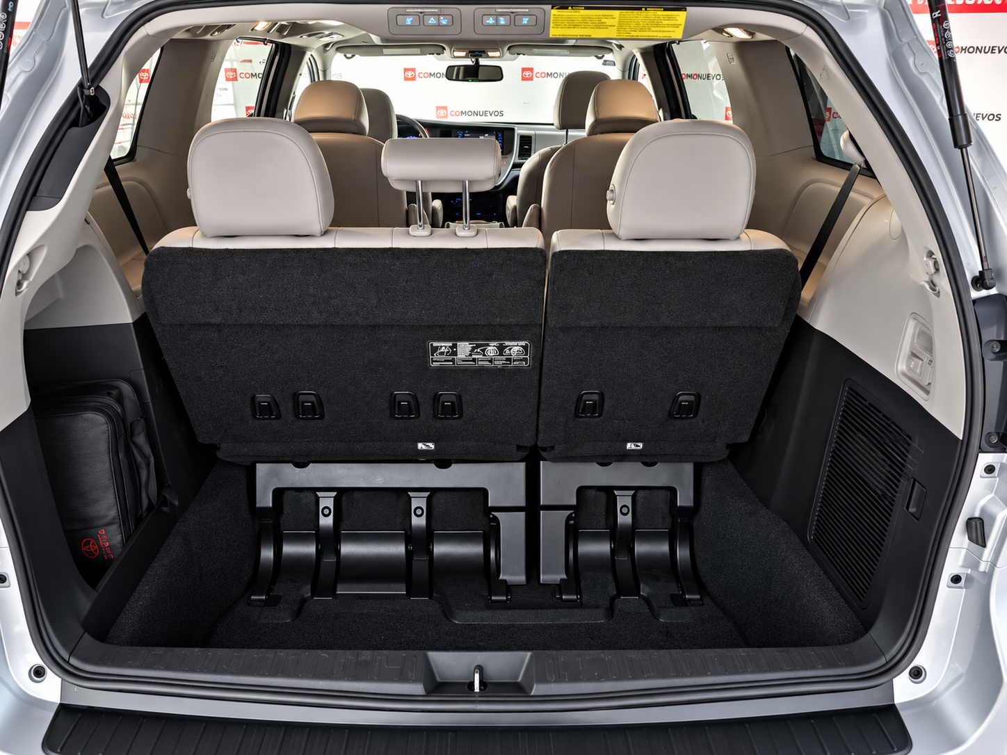 2020 Toyota Sienna 3.5 Limited At