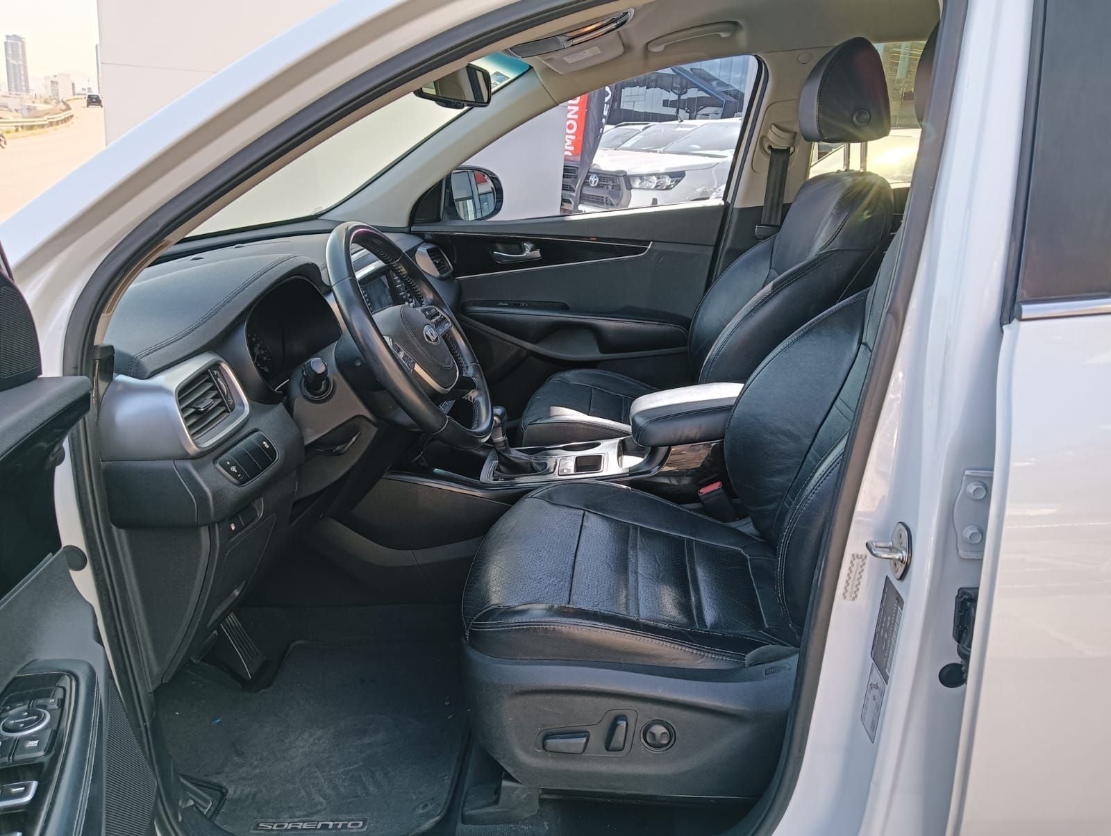 2020 Kia Sorento 2.4 L4 EX Piel 7 Pasajeros At