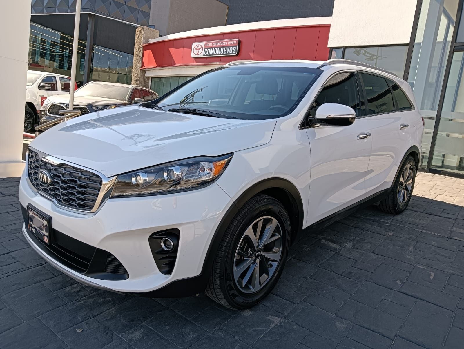 2020 Kia Sorento 2.4 L4 EX Piel 7 Pasajeros At