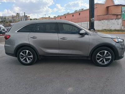 2019 Kia Sorento 2.4 L4 EX Piel 7 Pasajeros At