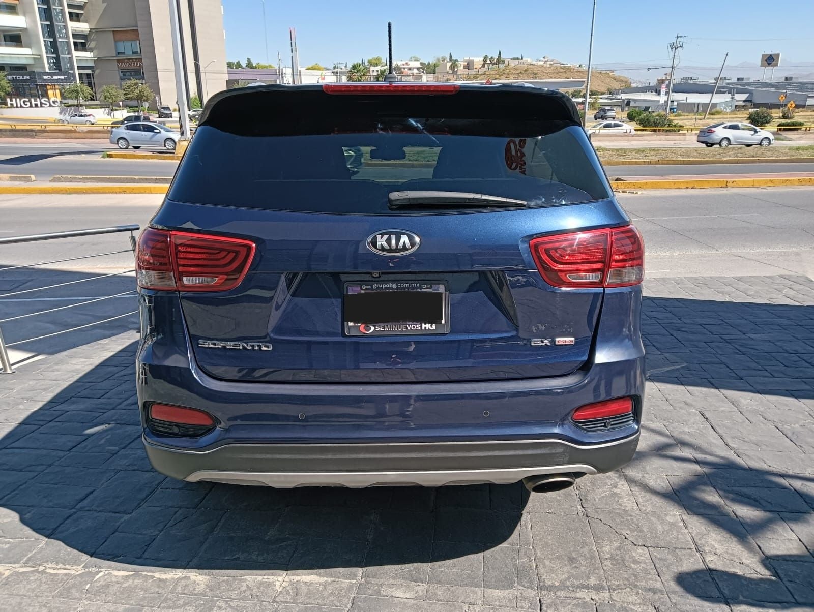 2019 Kia Sorento 2.4 L4 EX Piel 7 Pasajeros At