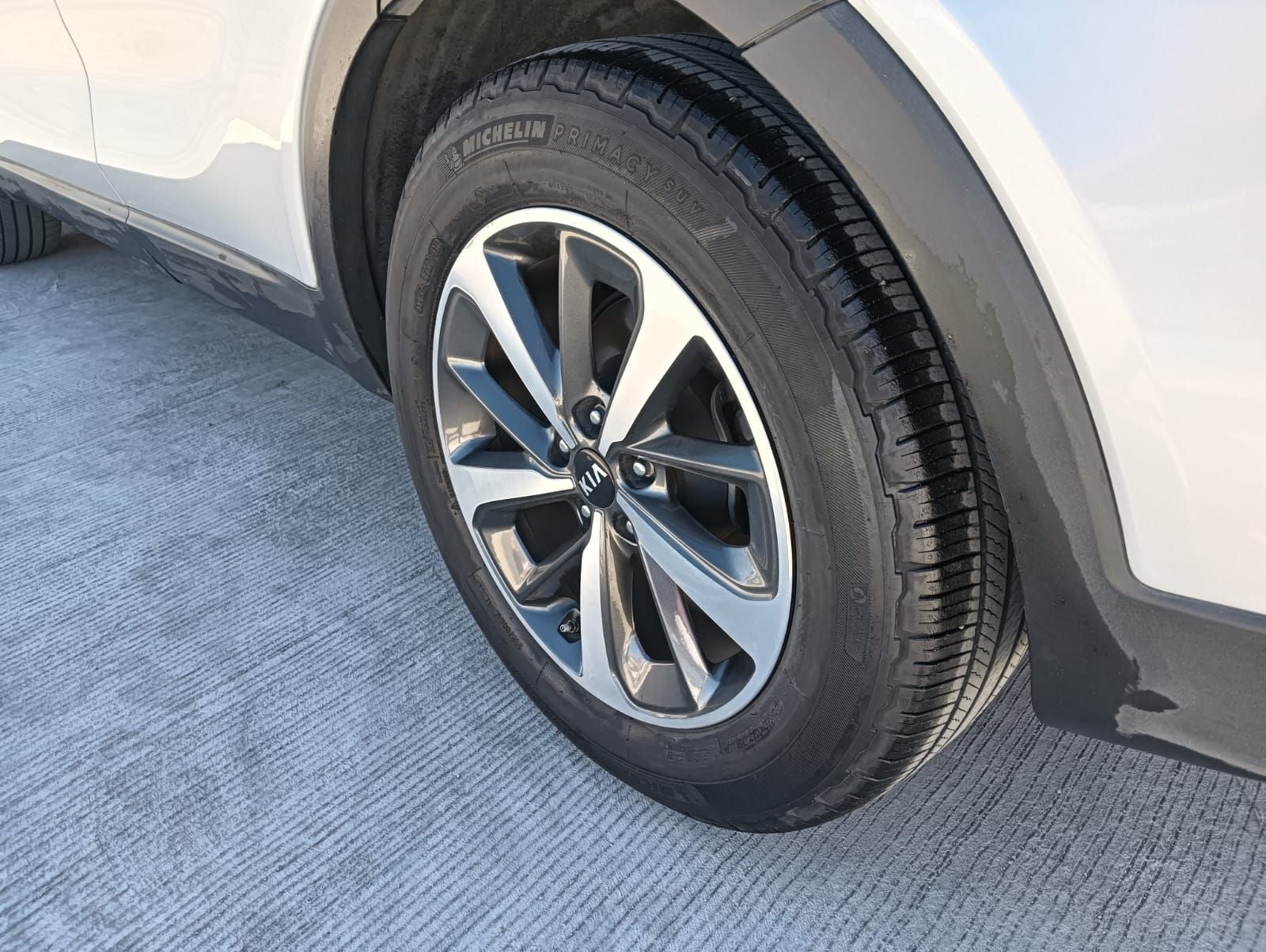 2019 Kia Sorento 2.4 L4 EX Piel 7 Pasajeros At