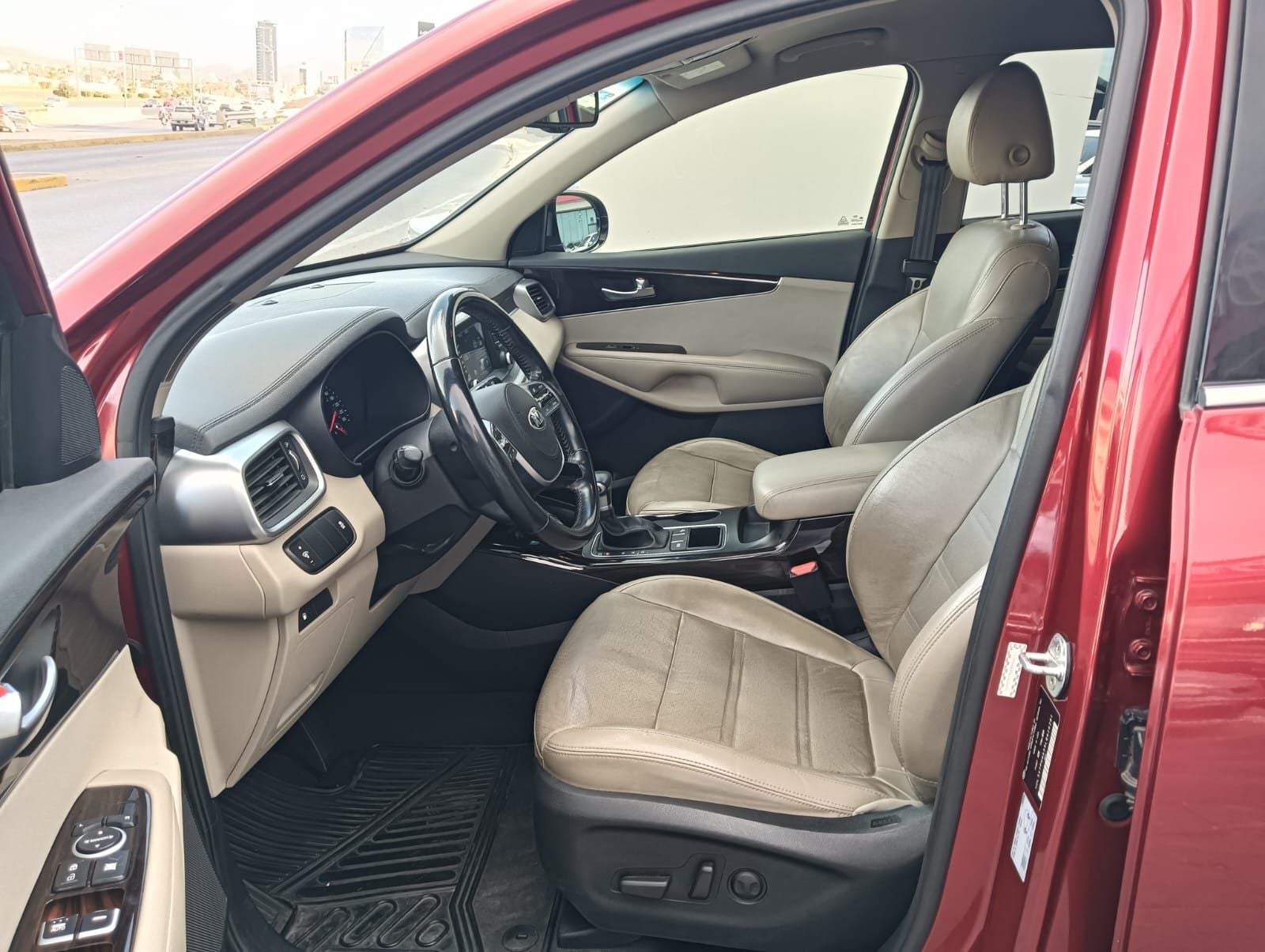 2020 Kia Sorento 2.4 L4 EX Piel 7 Pasajeros At