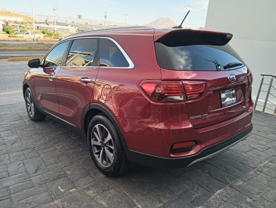 2020 Kia Sorento 2.4 L4 EX Piel 7 Pasajeros At