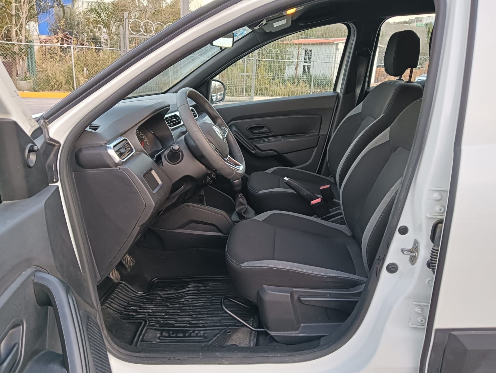 2021 Renault Duster 2.0 Intens Mt