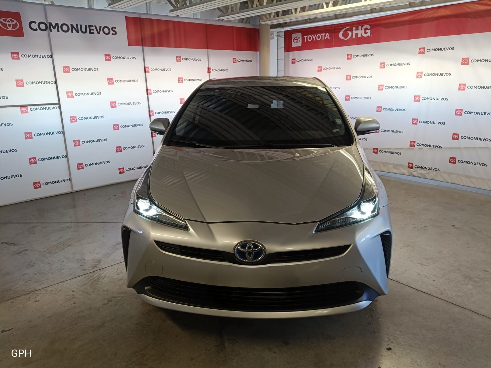 2021 Toyota Prius 1.8 Base Hibrido Cvt