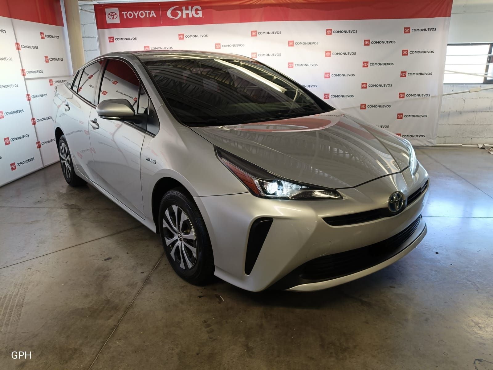 2021 Toyota Prius 1.8 Base Hibrido Cvt