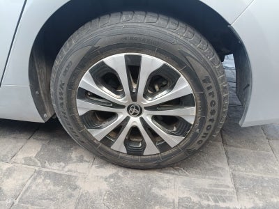 2020 Toyota Prius 1.8 Premium Hibrido At