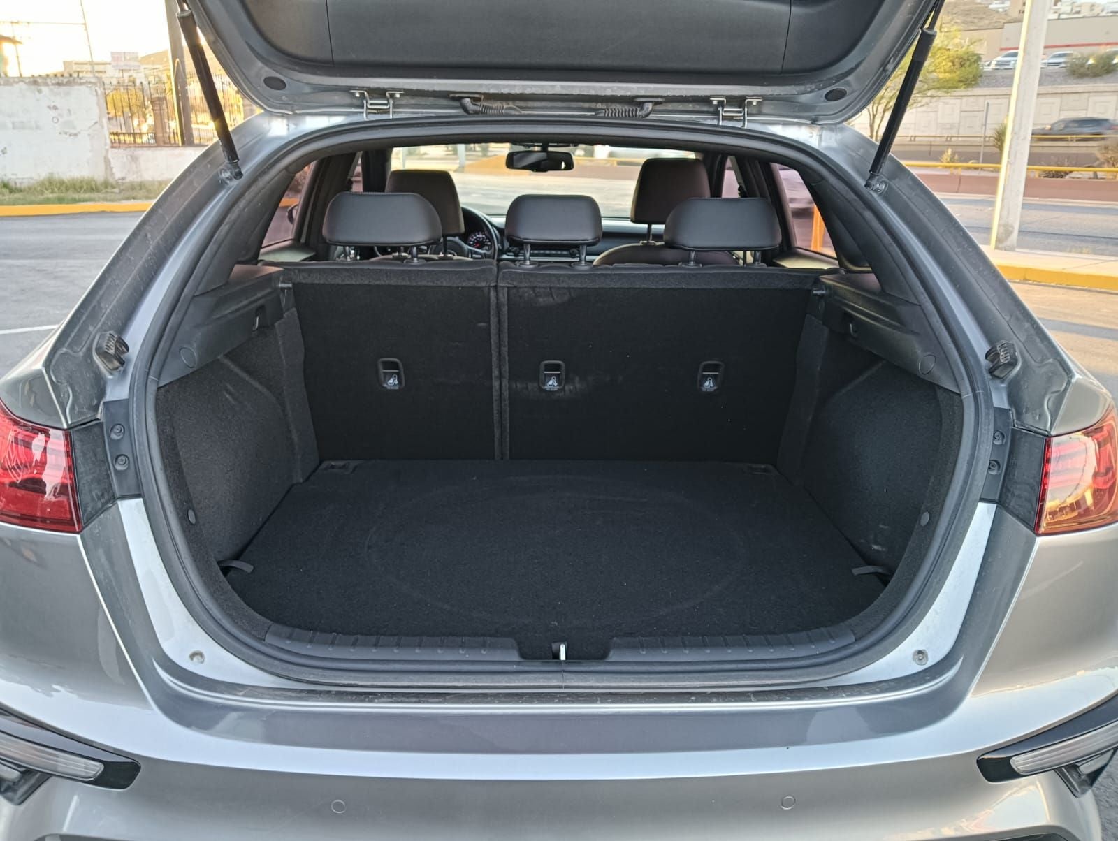 2021 Kia Forte 2.0 Hb 5 p GT Line At