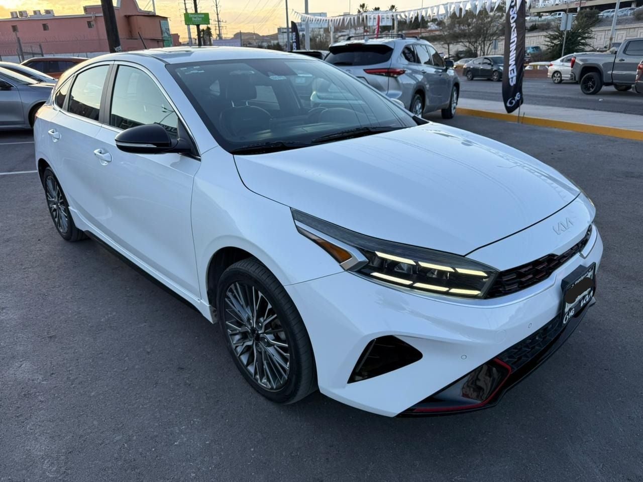 2022 Kia Forte 2.0 GT Line 4p At