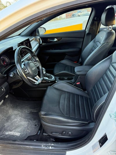 2022 Kia Forte 2.0 GT Line 4p At