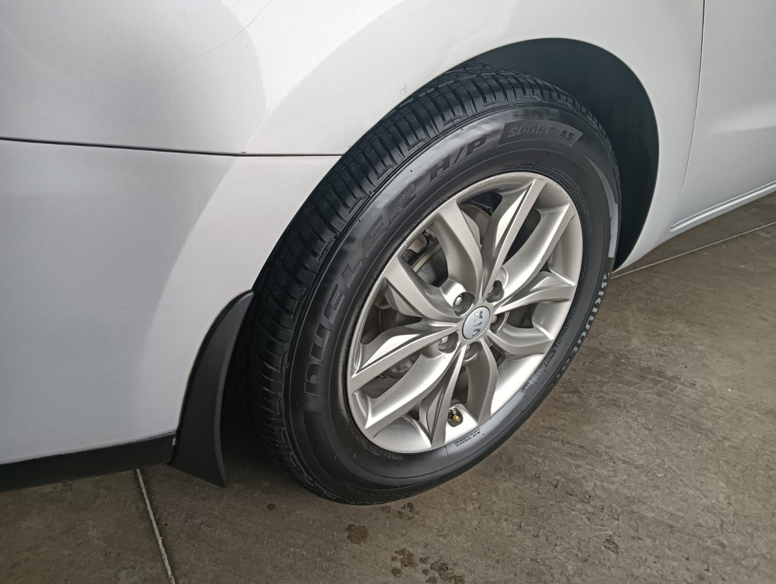 2019 Kia Sedona 3.3 V6 EX Piel 8 Pasajeros At