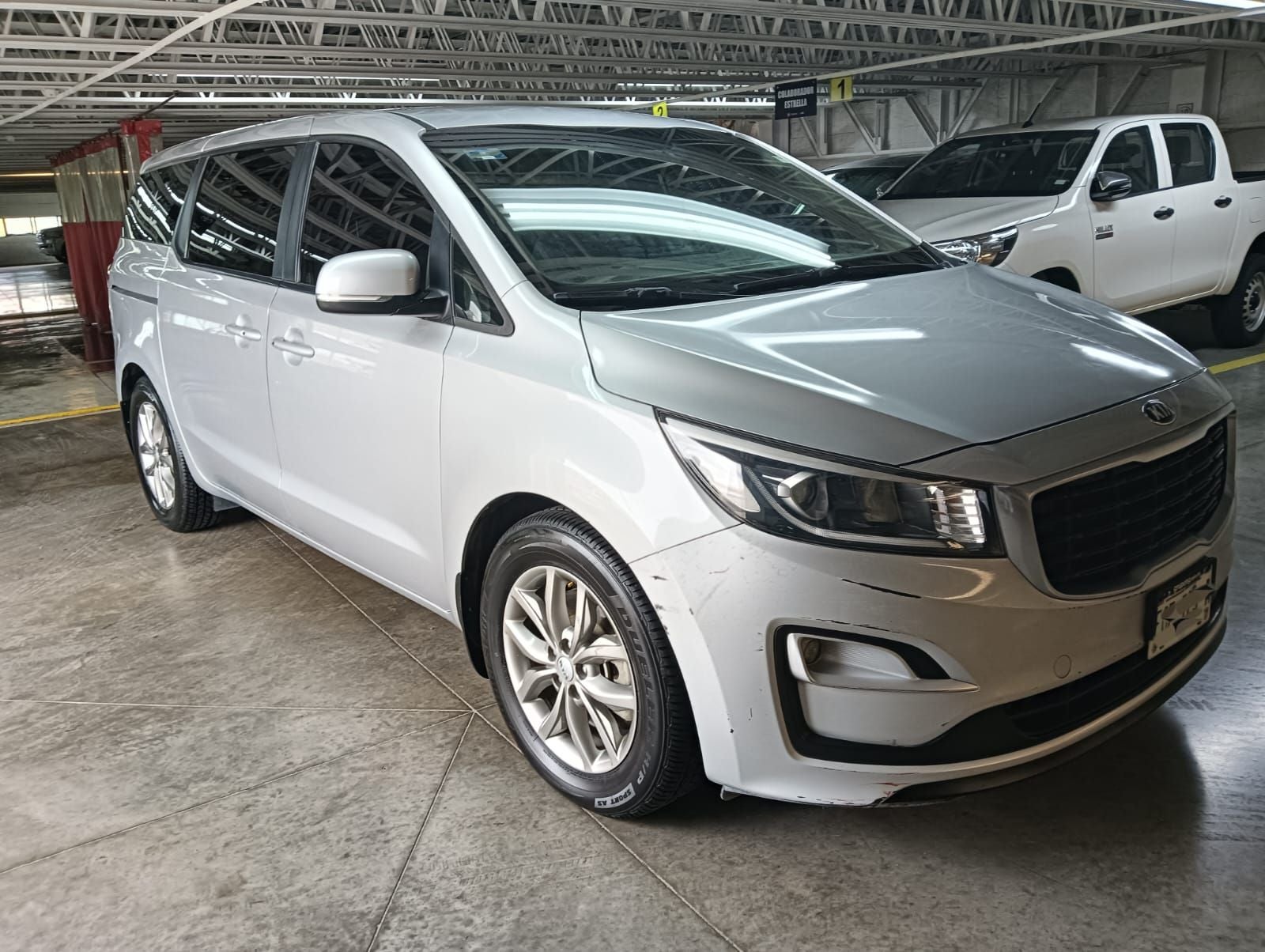 2019 Kia Sedona 3.3 V6 EX Piel 8 Pasajeros At