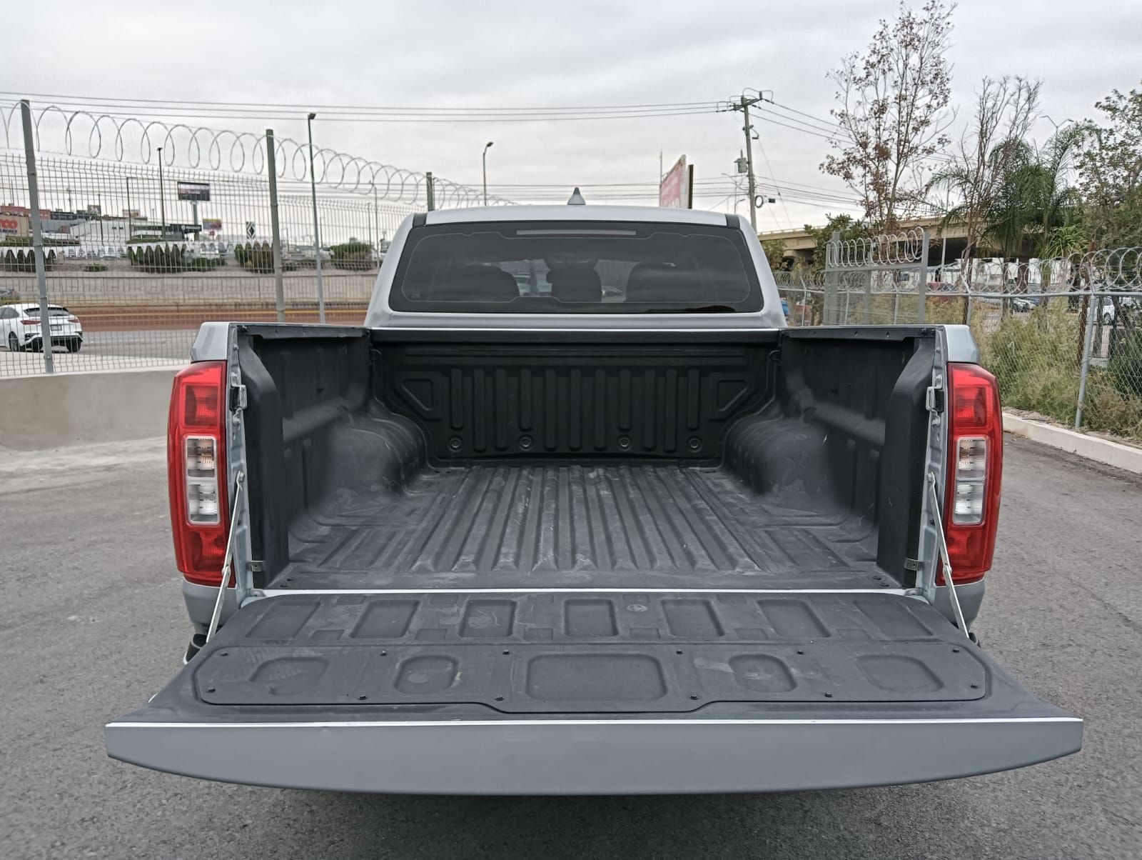 2025 GWM Poer 2.0 Luxury Mt