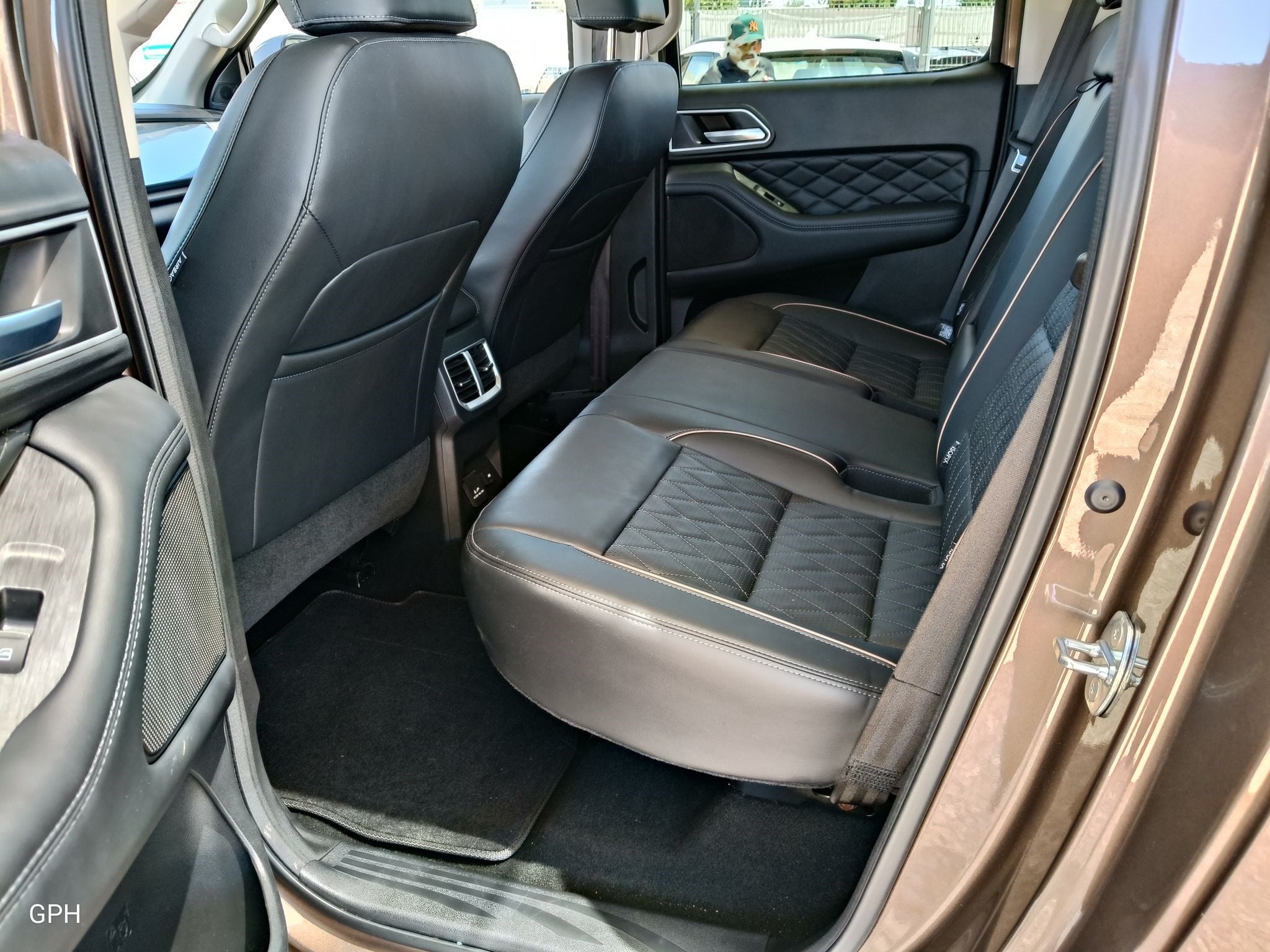 2025 GWM Poer 2.0 Luxury 4x4 At