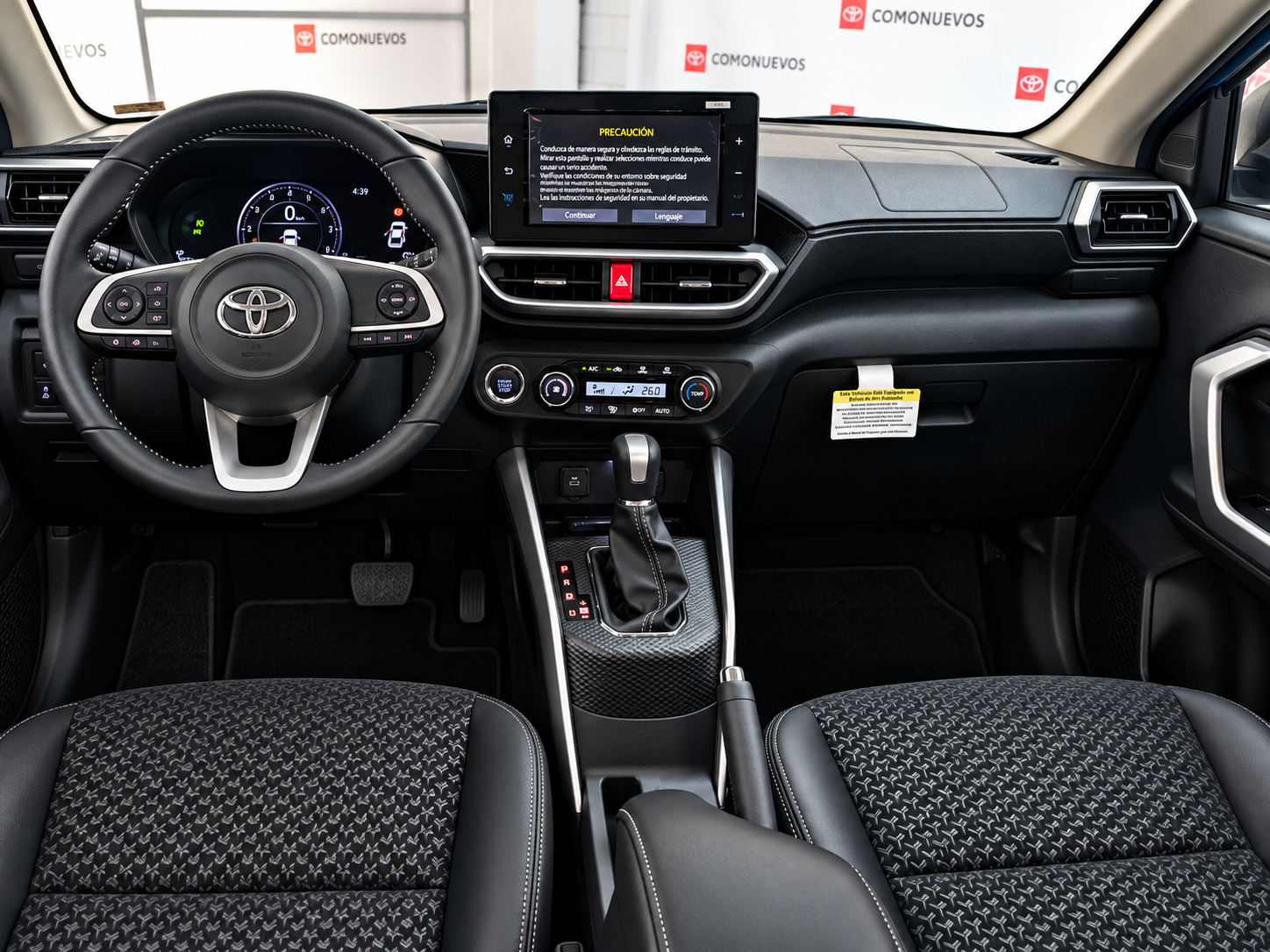 2026 Toyota Raize 1.0 Xle Bitono Cvt At