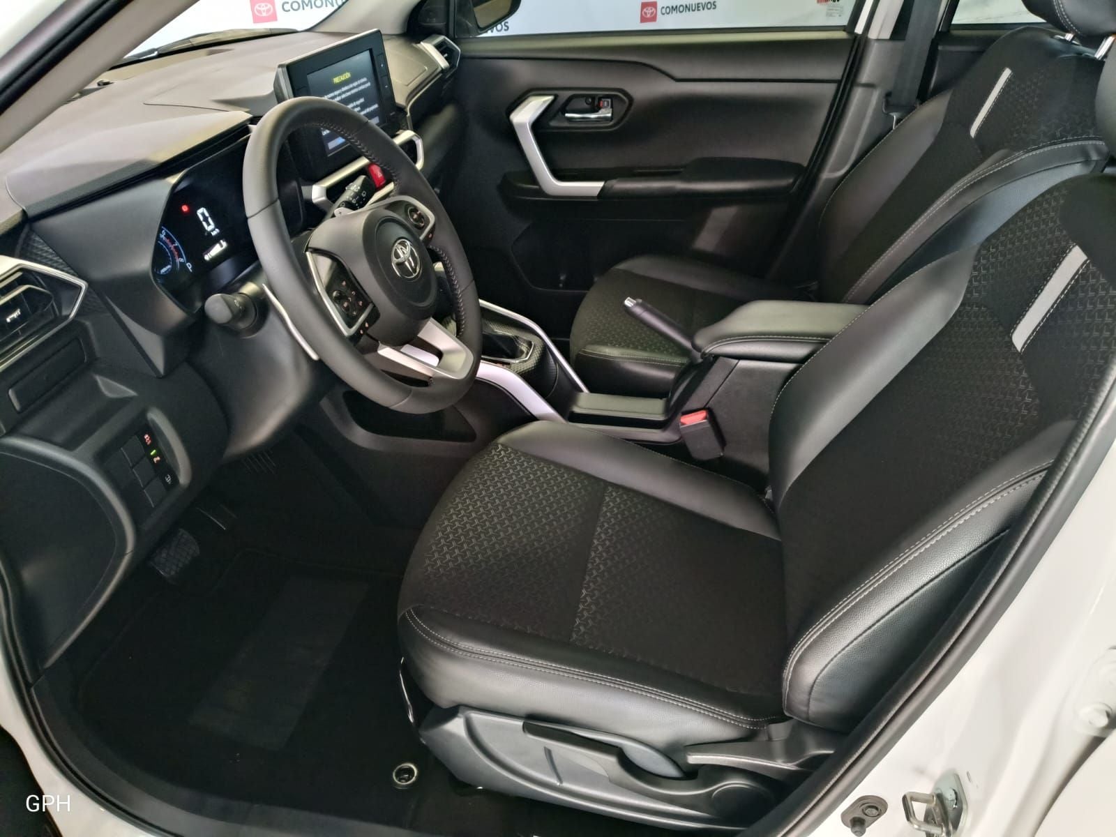 2025 Toyota Raize 1.0 Xle Cvt At