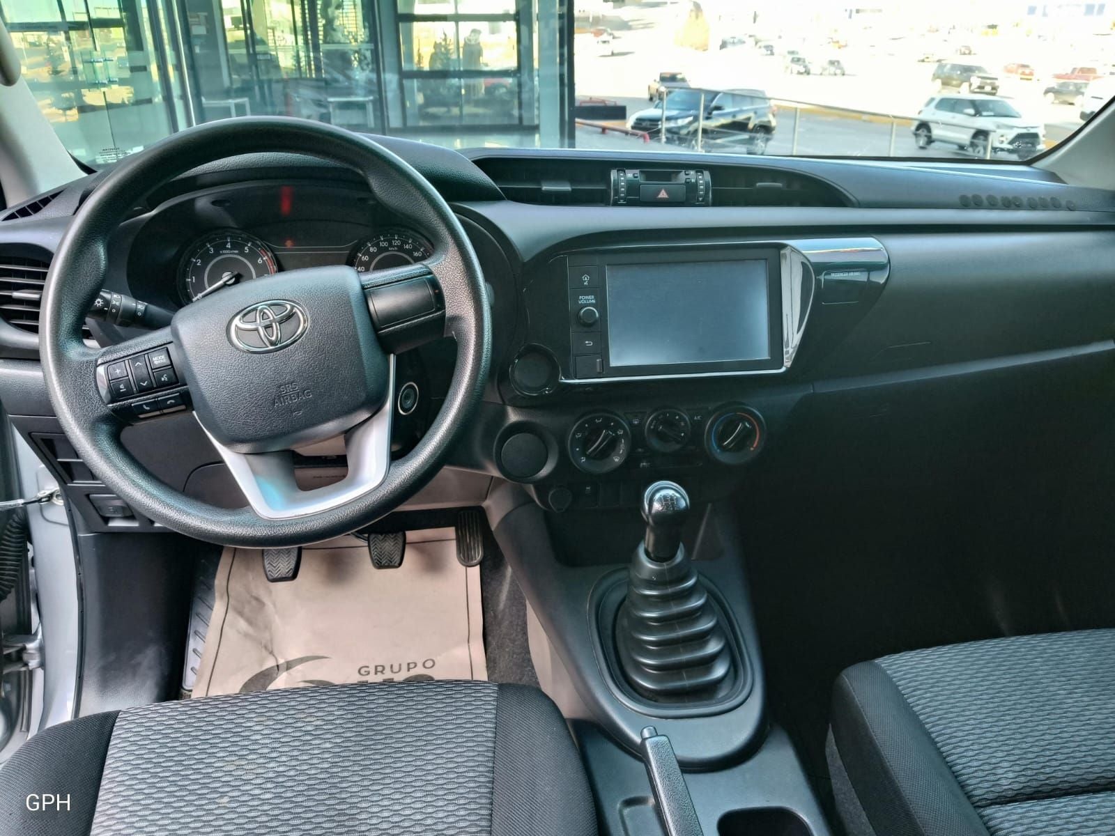 2022 Toyota Hilux 2.7 SR Doble Cabina Mt