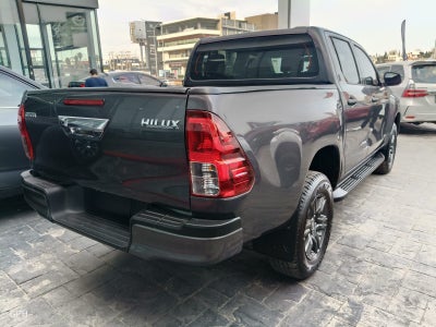 2024 Toyota Hilux 2.7 Doble Cabina Sr Mt