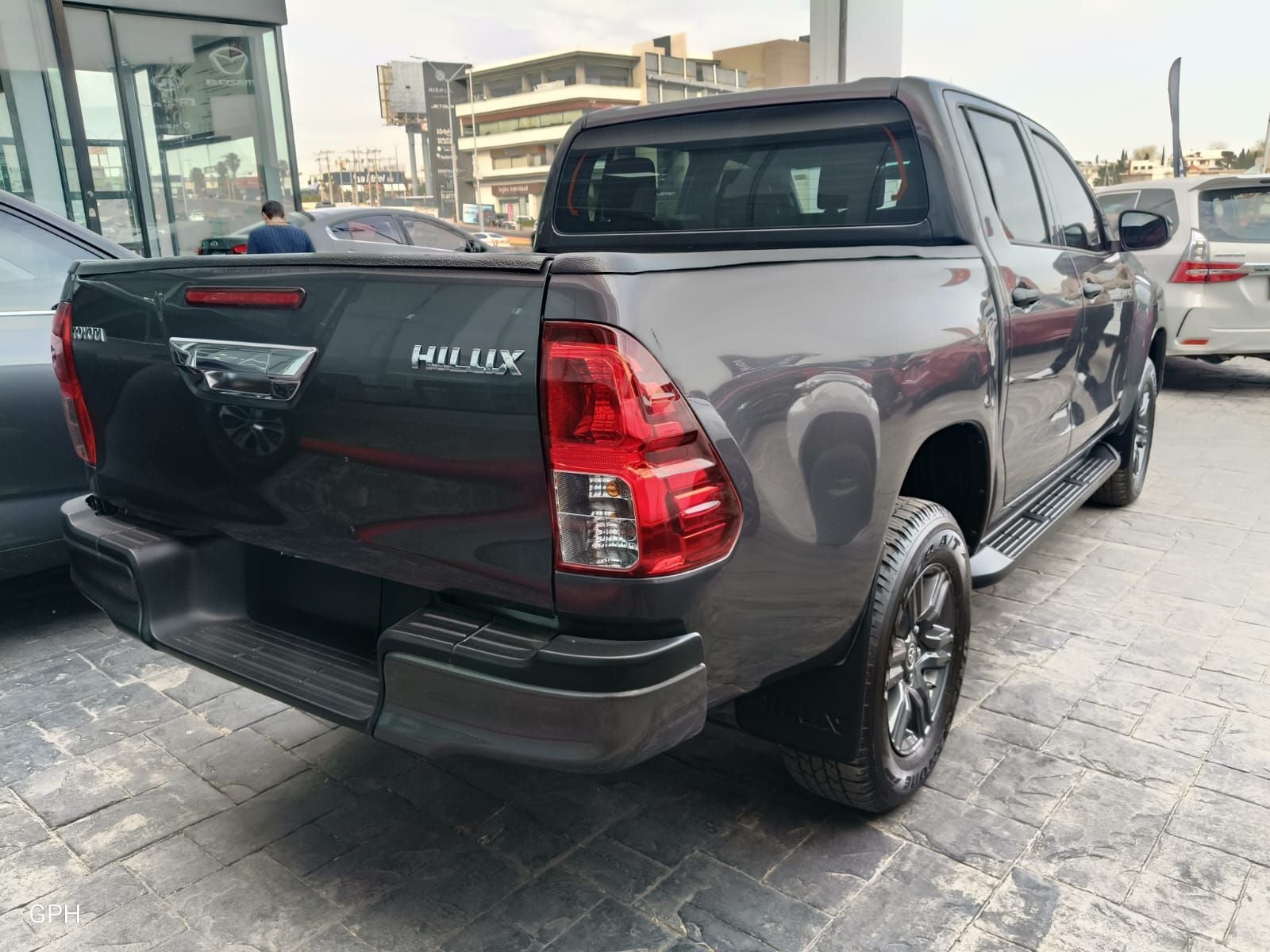 2024 Toyota Hilux 2.7 Doble Cabina Sr Mt