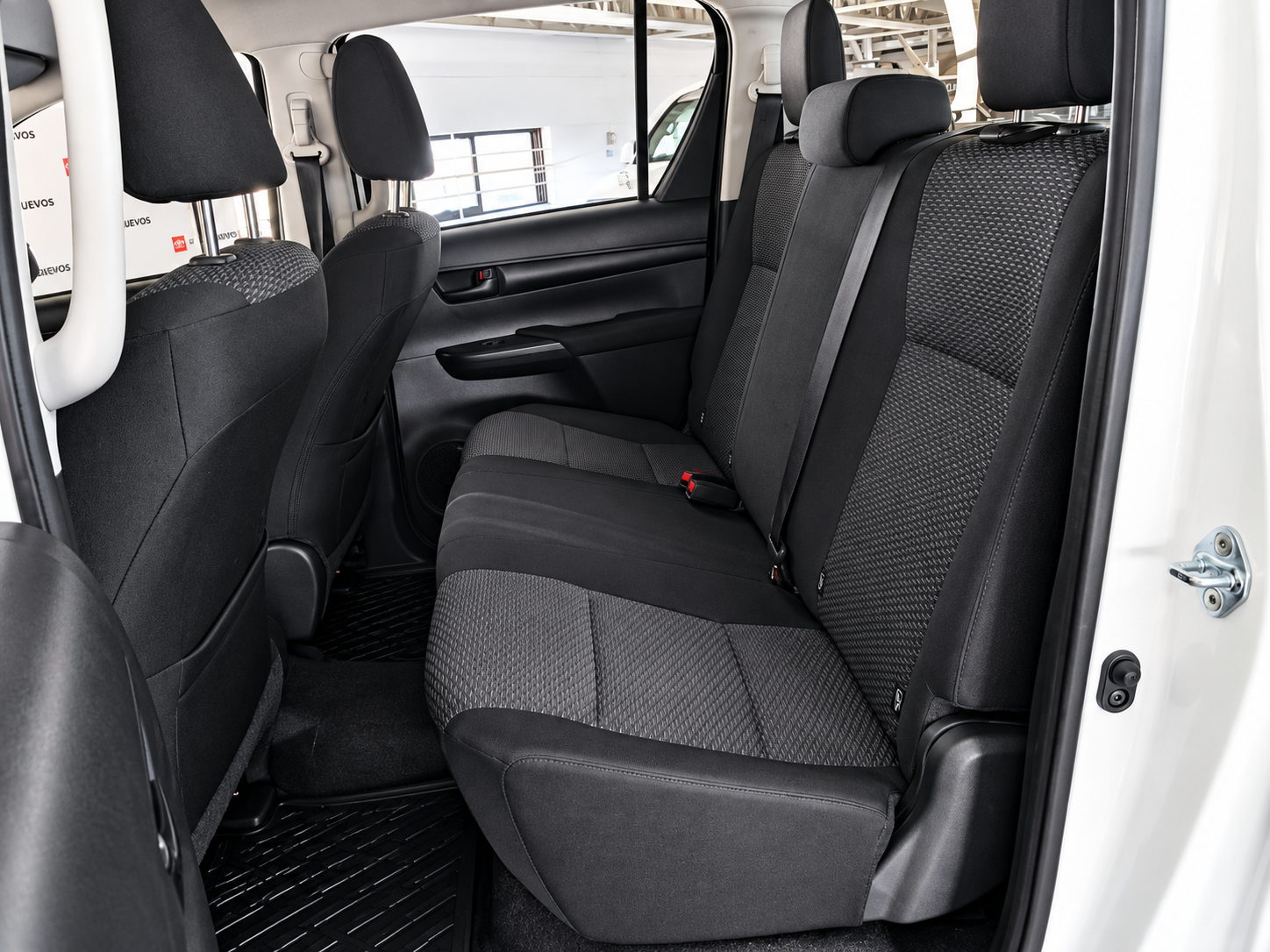 2026 Toyota Hilux 2.7 Doble Cabina MLM Mt