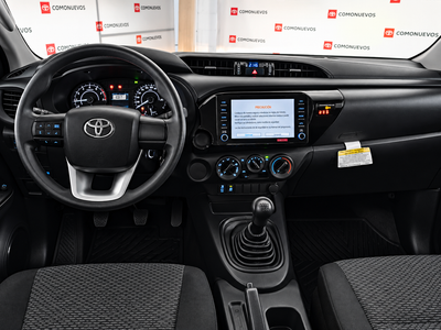 2026 Toyota Hilux 2.7 Doble Cabina MLM Mt