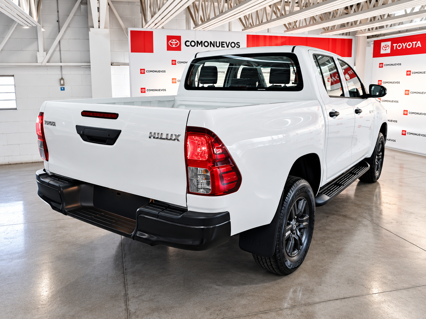 2026 Toyota Hilux 2.7 Doble Cabina MLM Mt