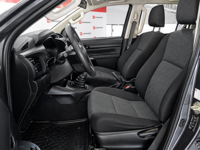 2023 Toyota Hilux 2.7 SR Doble Cabina Mt