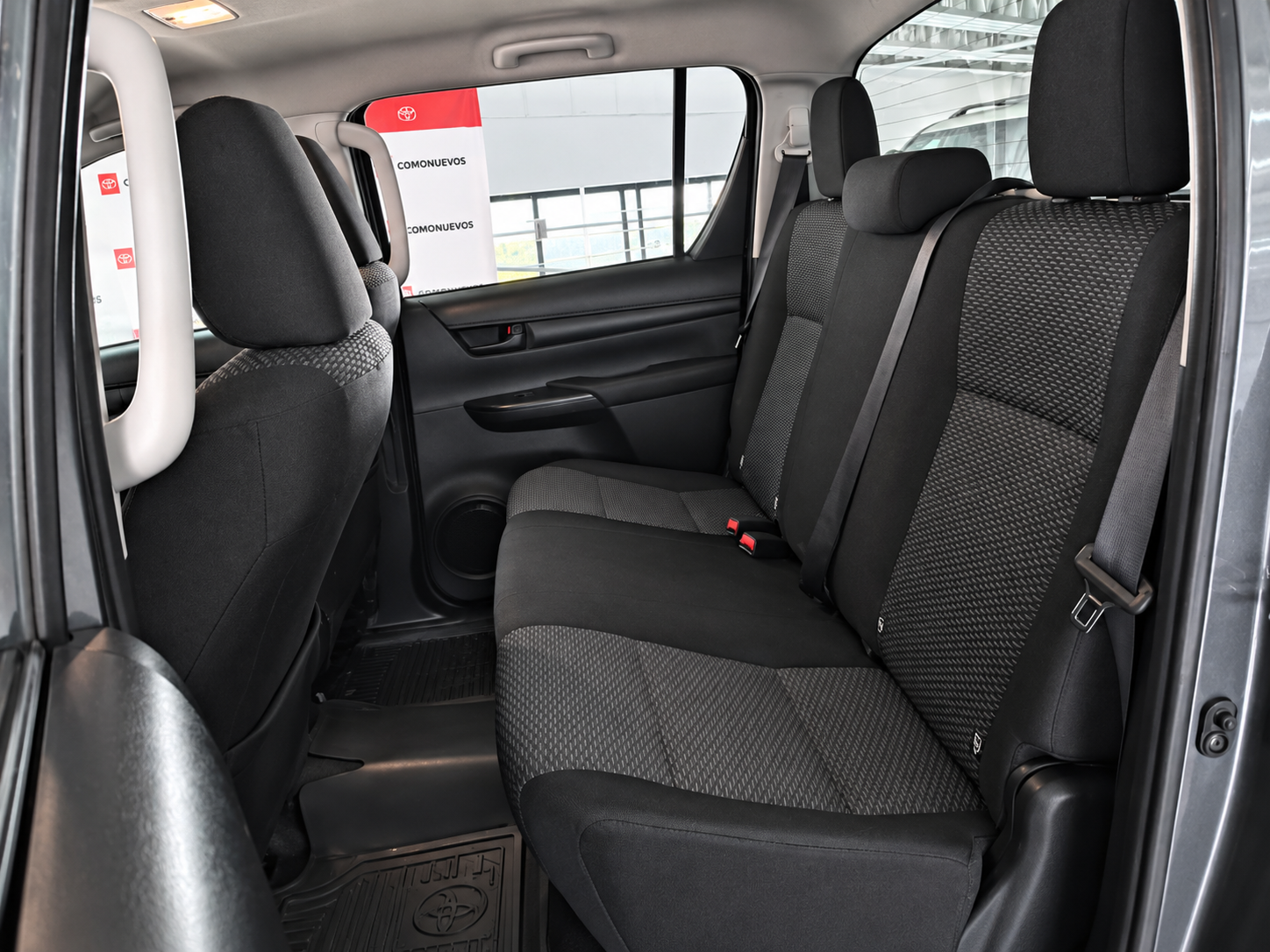 2021 Toyota Hilux 2.7 SR Doble Cabina Mt