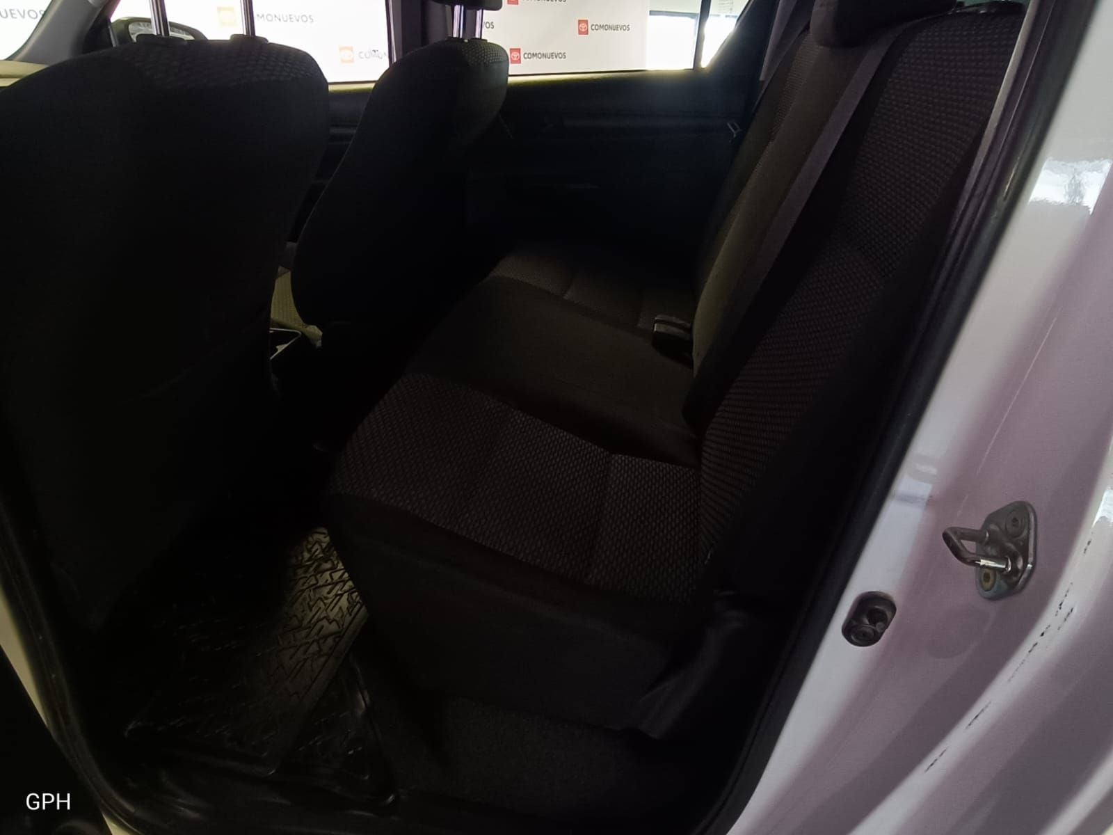 2023 Toyota Hilux 2.7 SR Doble Cabina Mt