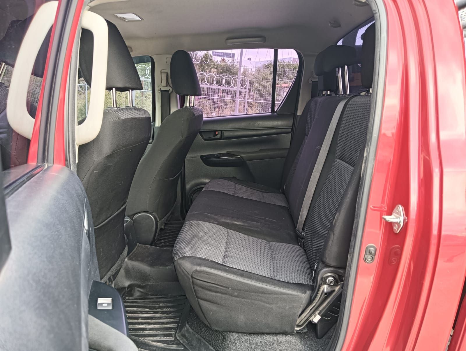 2017 Toyota Hilux 2.7 Sr Doble Cabina Mt