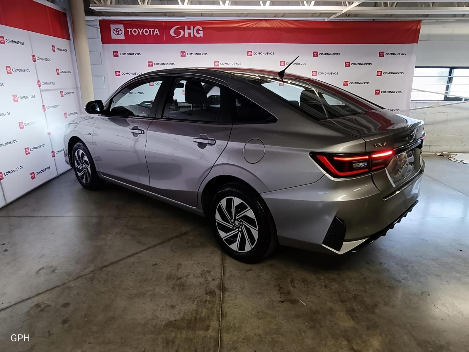 2026 Toyota Yaris 1.5 S Sedan Hev At